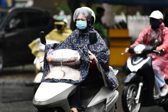 Miền Bắc trải qua những ngày biến động thời tiết Tình hình mưa dông và ảnh hưởng đến cuộc sống hàng ngày