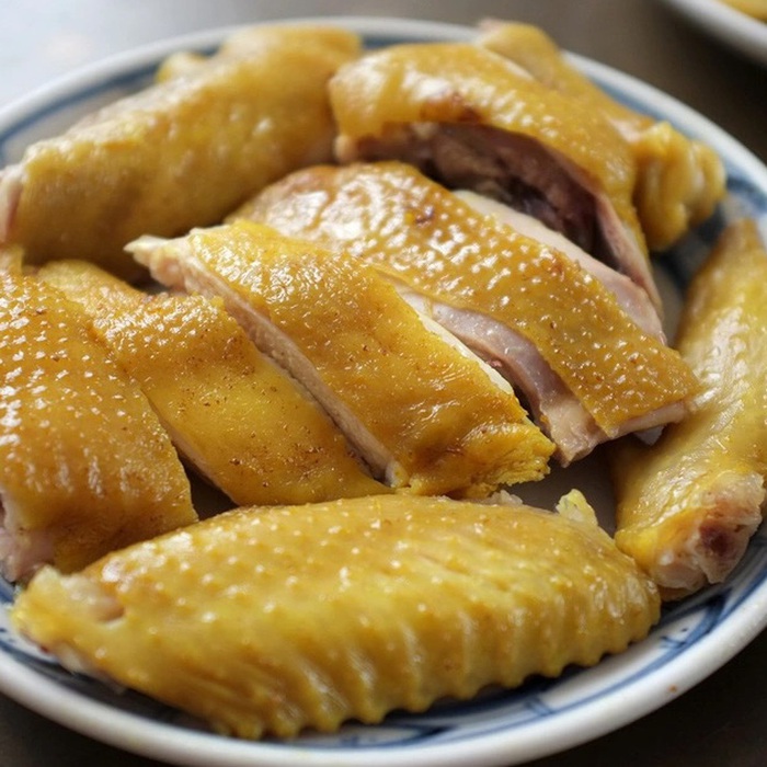 Thịt gà – Nguồn dinh dưỡng phổ biến nhưng cần cẩn trọng với ký sinh trùng và chất độc hại