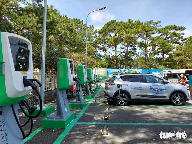 Trạm sạc xe điện - Tương lai của giao thông bền vững tại Việt Nam