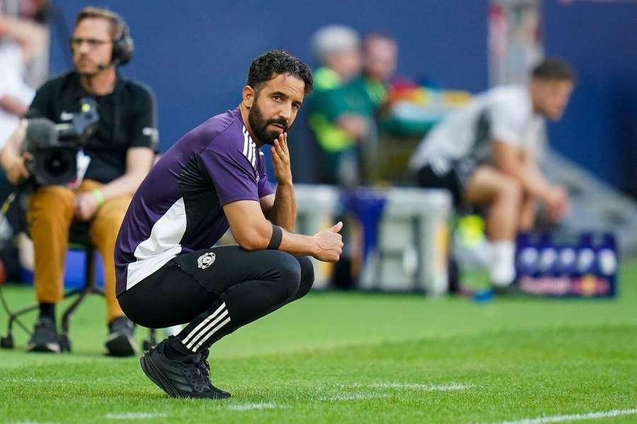 Ruben Amorim Faces Blowing Storm at Manchester United – A Critical Crossroads for the Club