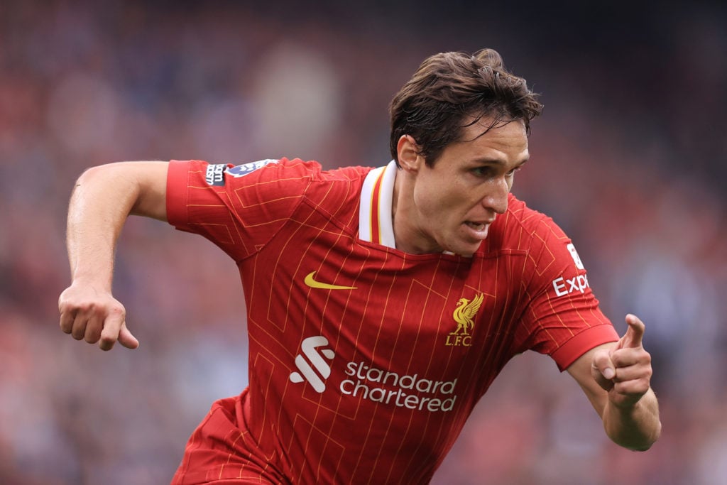 Federico Chiesa - Người Hùng Ẩn Dật của Liverpool Trong Thời Khắc Khó Khăn